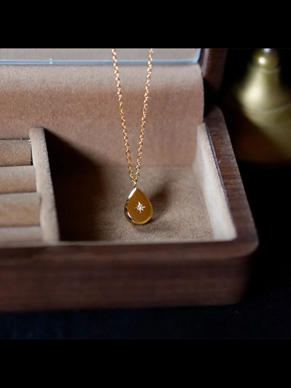 Gold Teardrop Star Pendant Necklace - Women Jewelry